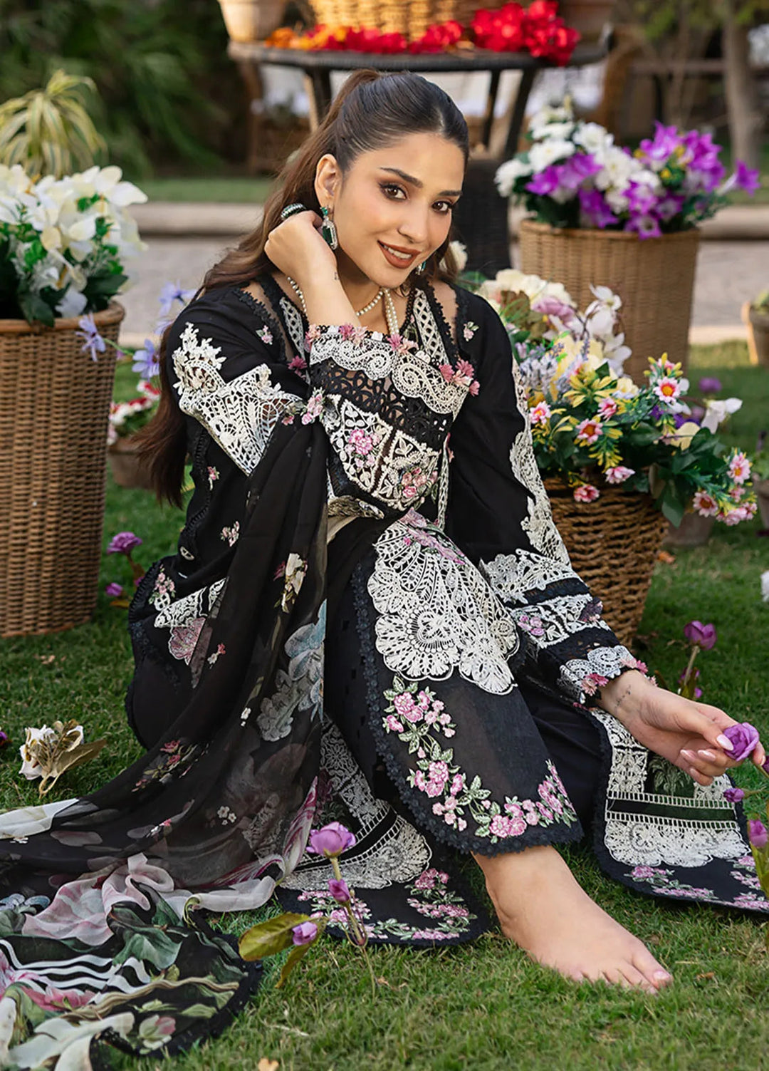 Elaf Embroidered Lawn Suit Unstitched 3 Piece EF25LL ELM- 04 Mahjabeen - Summer Collection
