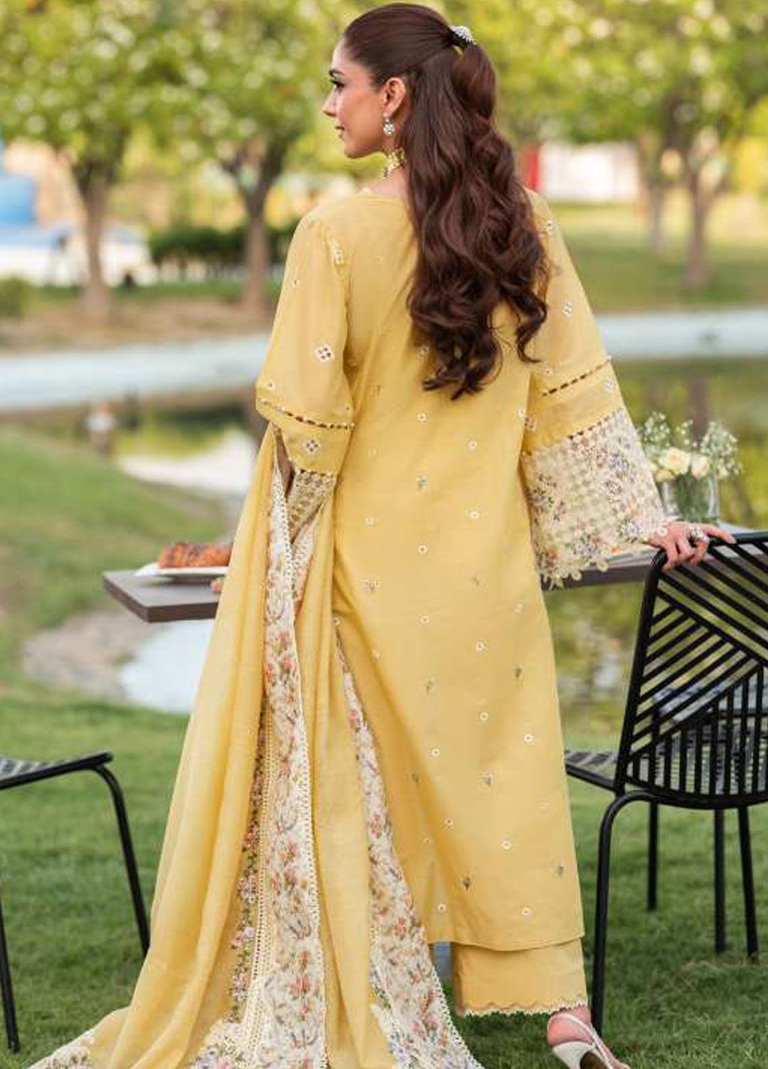 Elaf Embroidered Lawn Suits Unstitched 3 Piece EF25LV ELH-4A Dendelion - Summer Collection