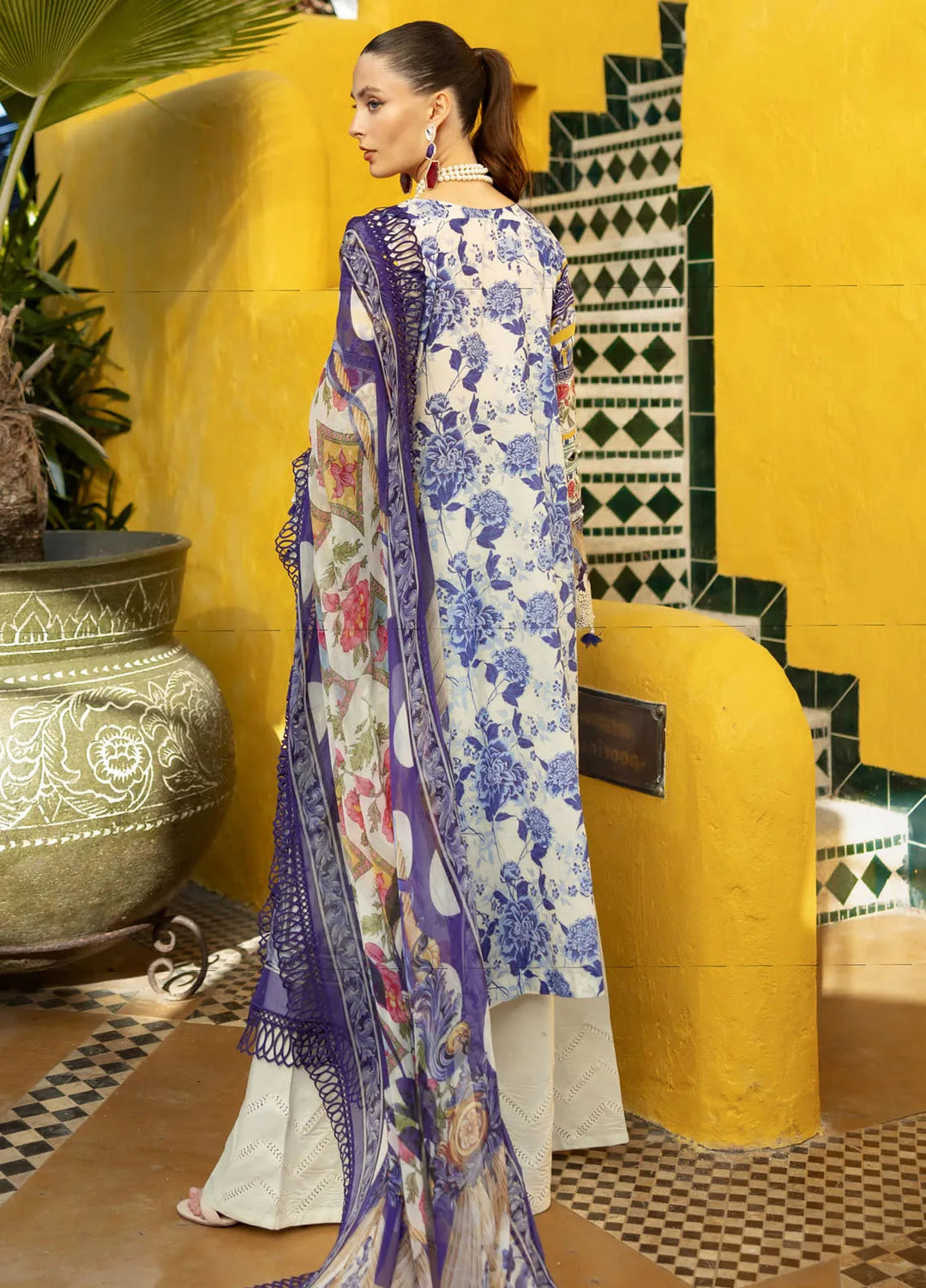 Elaf Embroidered Lawn Suits Unstitched 3 Piece EL25SL ETS-05B - Summer Collection