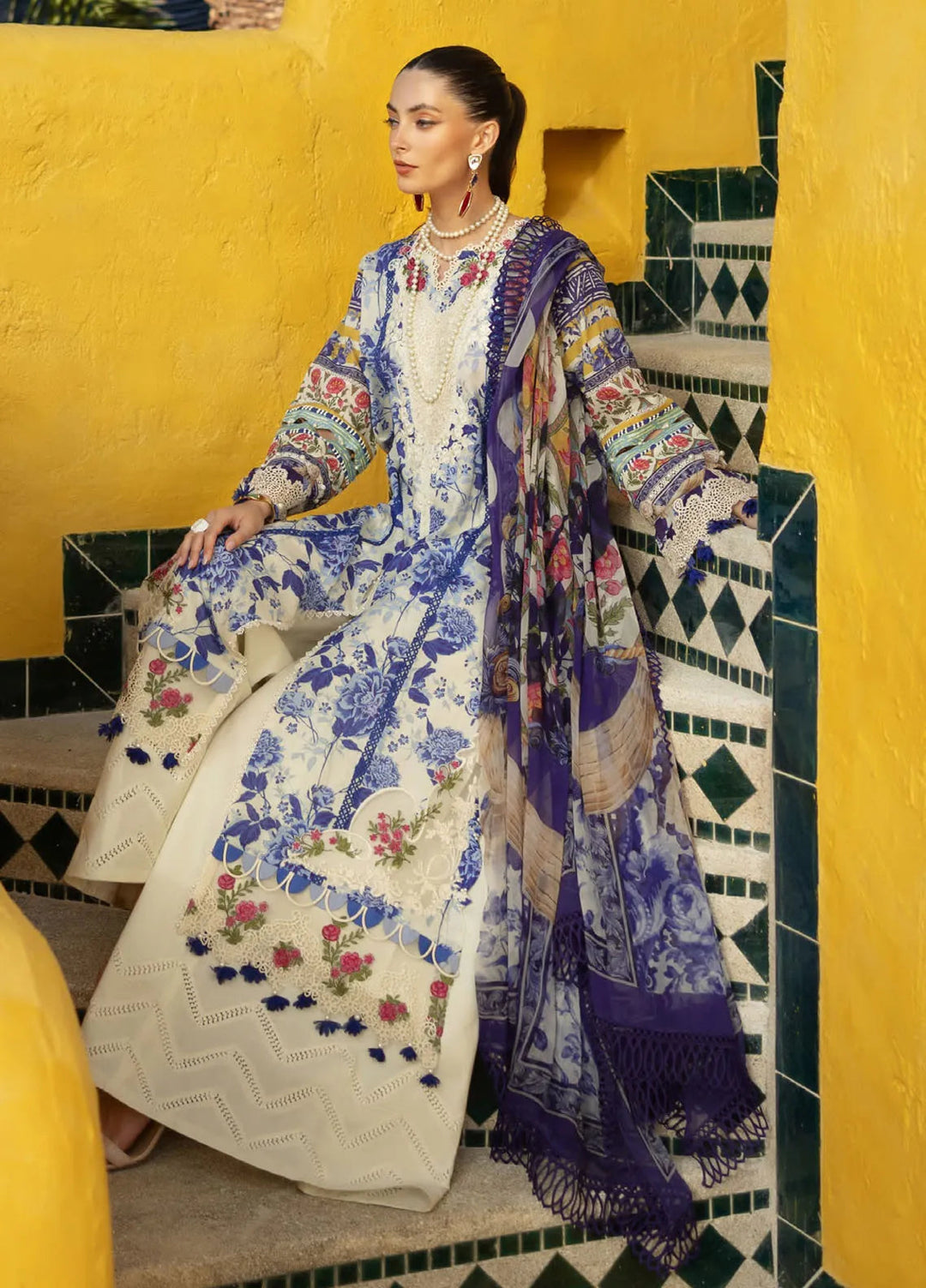 Elaf Embroidered Lawn Suits Unstitched 3 Piece EL25SL ETS-05B - Summer Collection