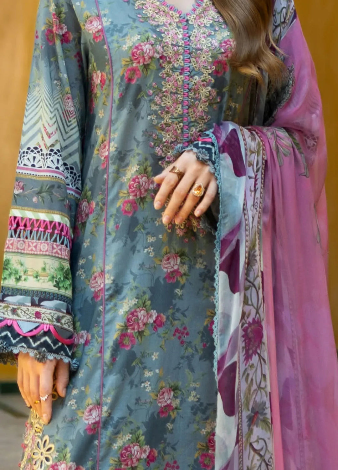 Elaf Embroidered Lawn Suits Unstitched 3 Piece EL25SL ETS-07B - Summer Collection