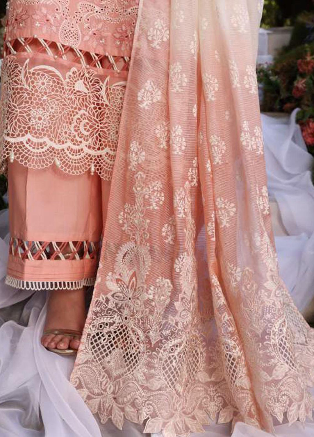 Elaf Embroidered Lawn Suits Unstitched 3 Piece EF23FCH ECF-06 - Festive Collection