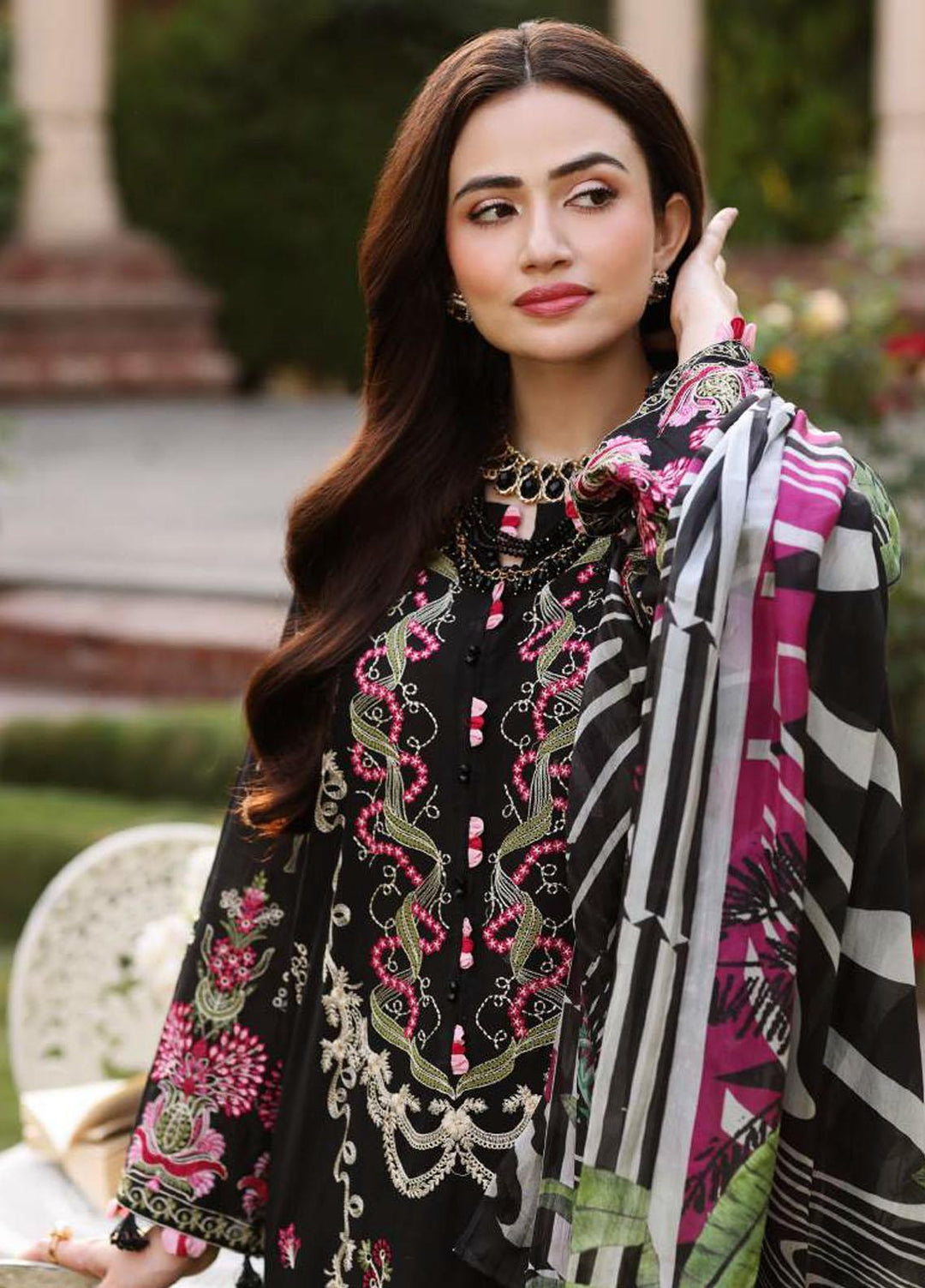 Elaf Embroidered Lawn Suits Unstitched 3 Piece EF23FCH ECF-08 - Festive Collection