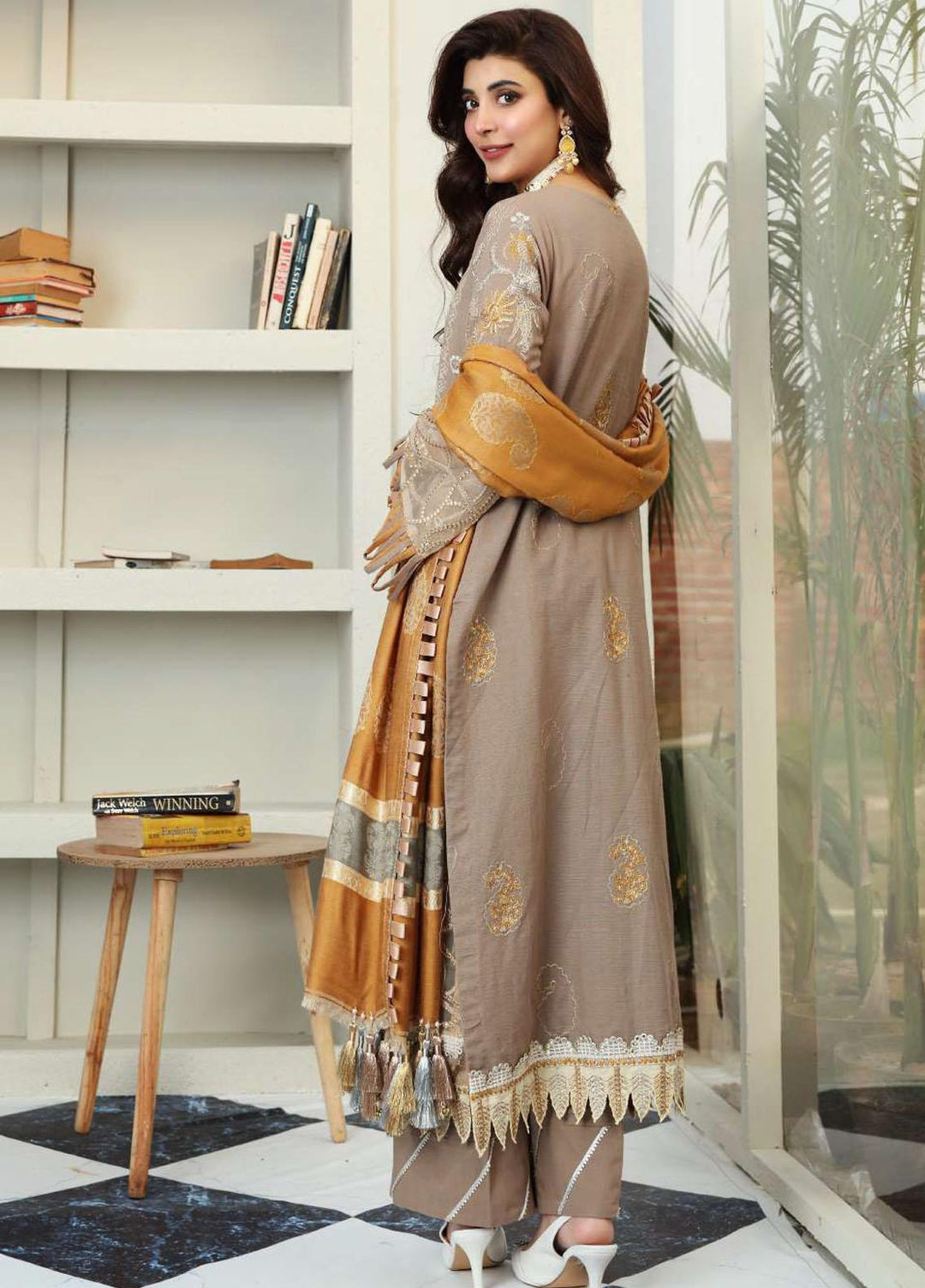 Elaf Embroidered Slub Khaddar Suits Unstitched 3 Piece EL21LW EWC-01B Glare - Winter Collection