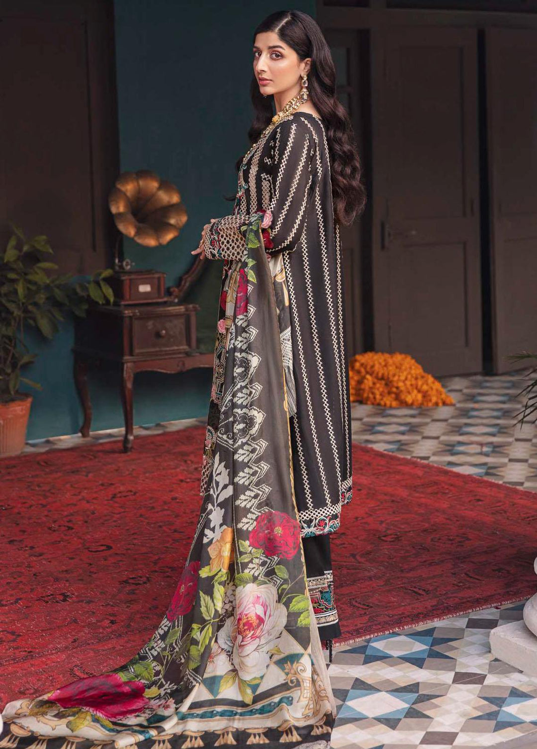 Elaf Embroidered Lawn Suits Unstitched 3 Piece EL22F EFC 11A - Festive Collection