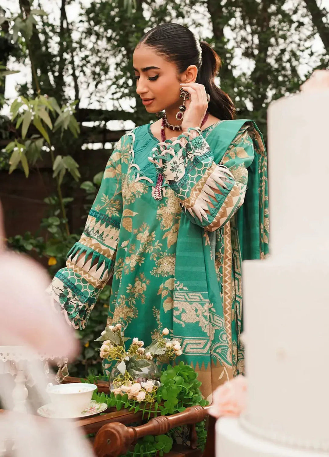 Elaf Printed Lawn Suits Unstitched 3 Piece EF24PL EEP-04B Chic Teal