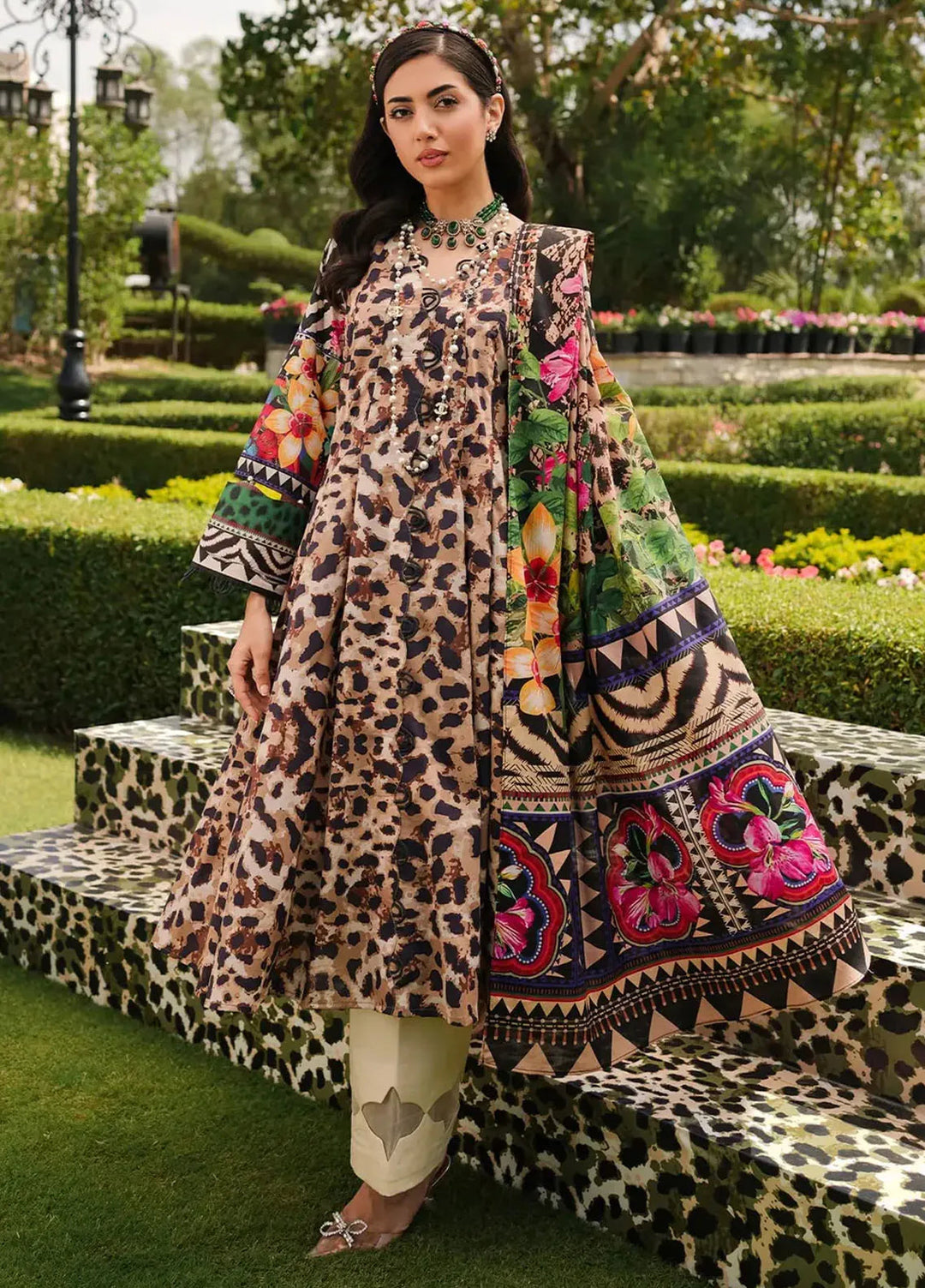 Elaf Printed Lawn Suits Unstitched 3 Piece EF24PL EEP-06A Menagerie