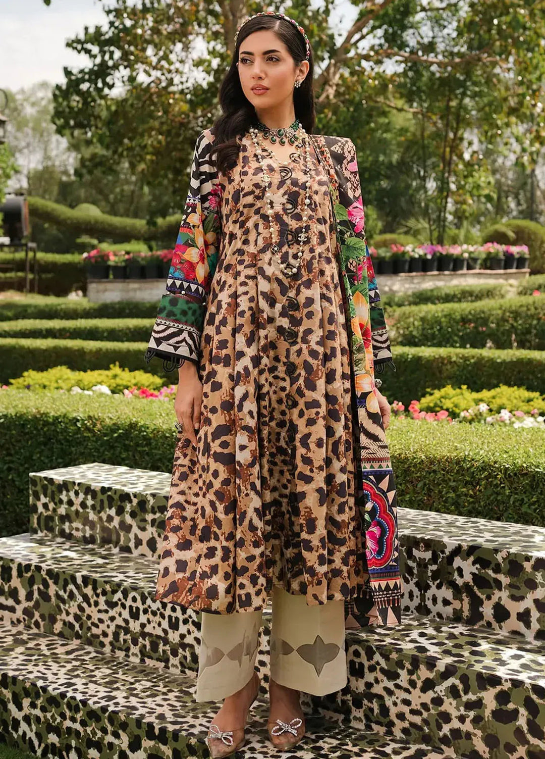 Elaf Printed Lawn Suits Unstitched 3 Piece EF24PL EEP-06A Menagerie
