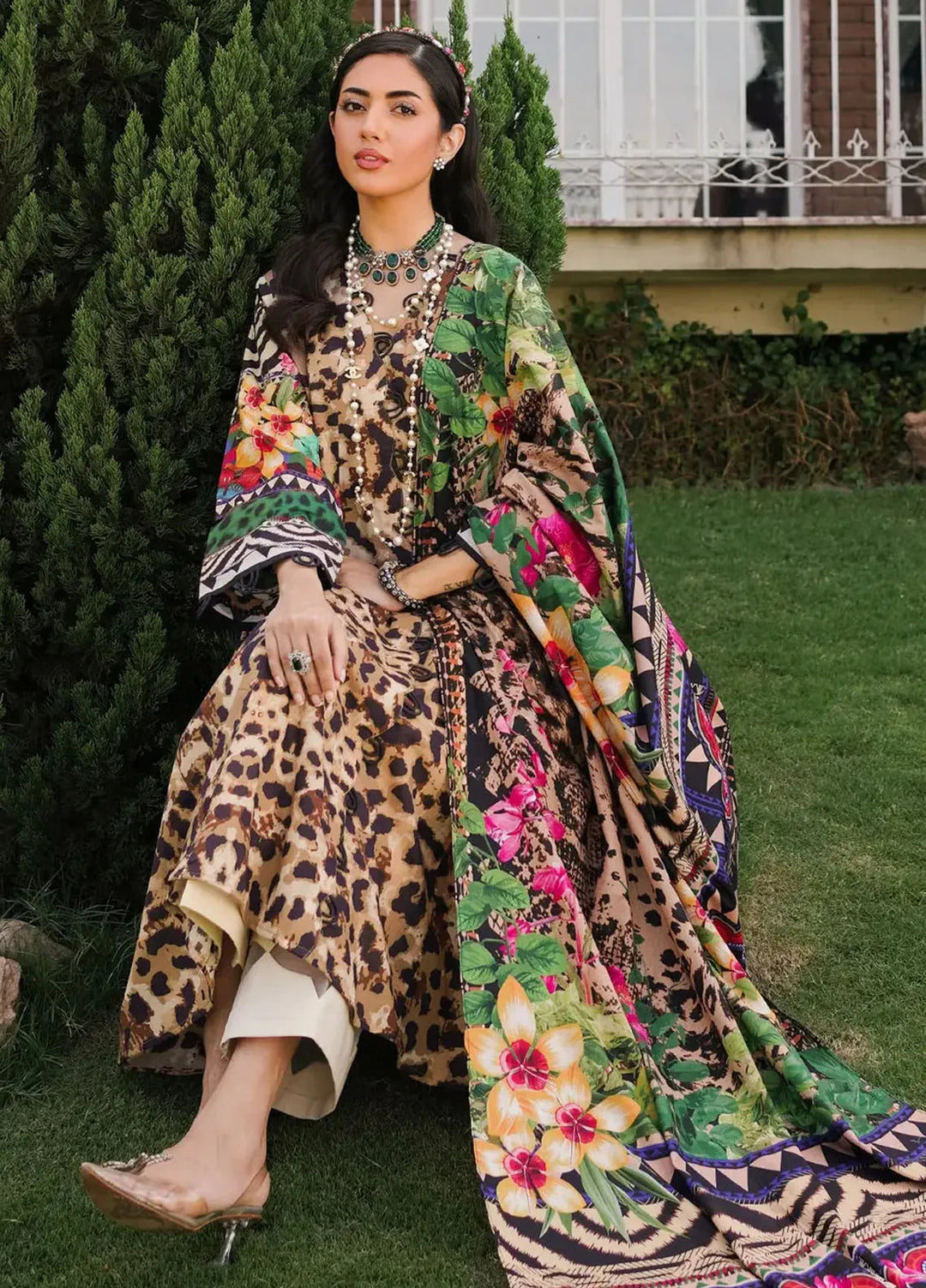 Elaf Printed Lawn Suits Unstitched 3 Piece EF24PL EEP-06A Menagerie