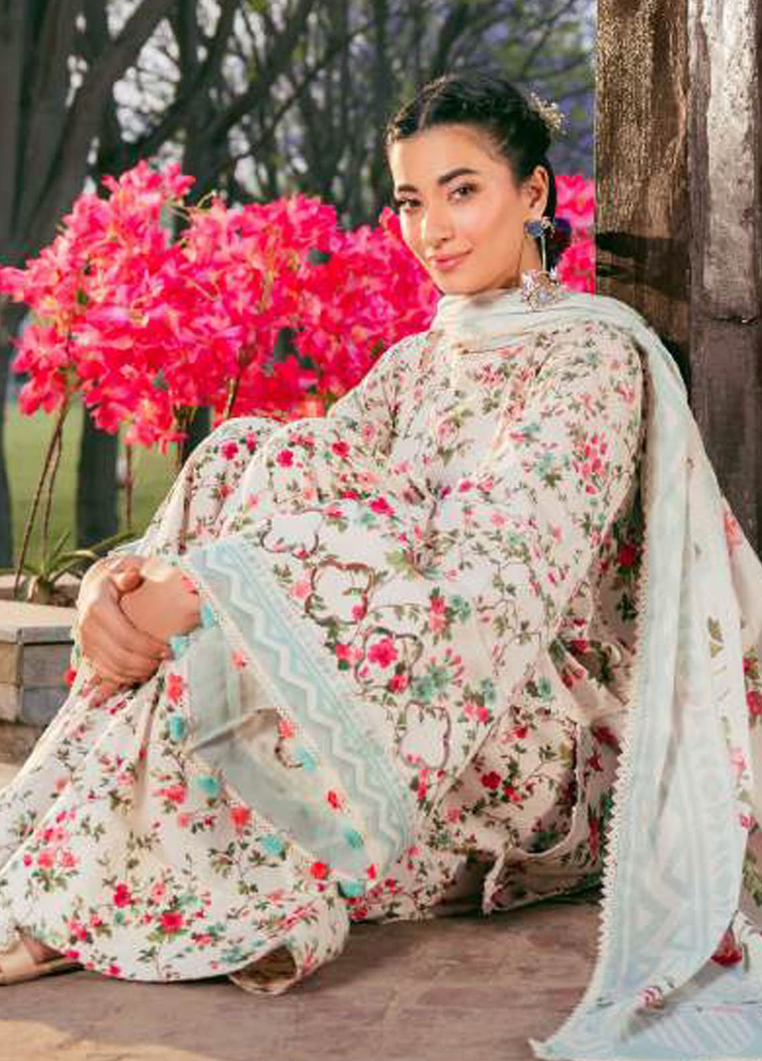 Elaf Printed Lawn Suits Unstitched 3 Piece EF25EP EPS-3 B - Summer Collection