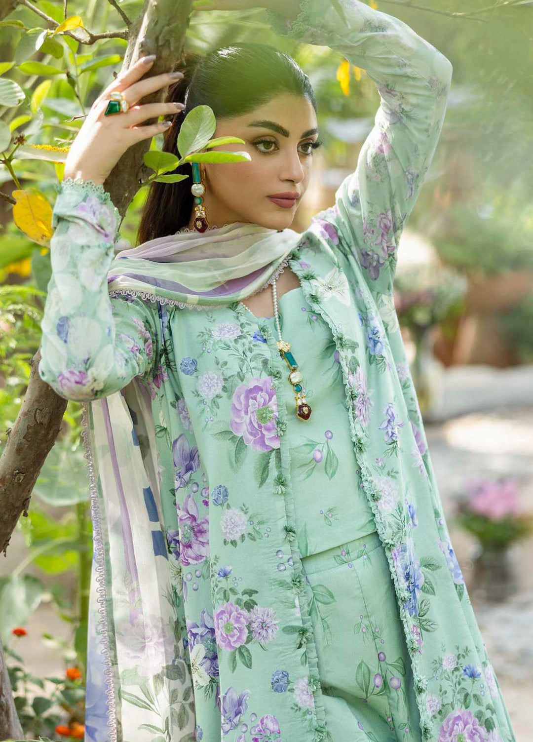 Elaf Printed Lawn Suits Unstitched 3 Piece EF25PS ECD-01A Gardenelle - Summer Collection