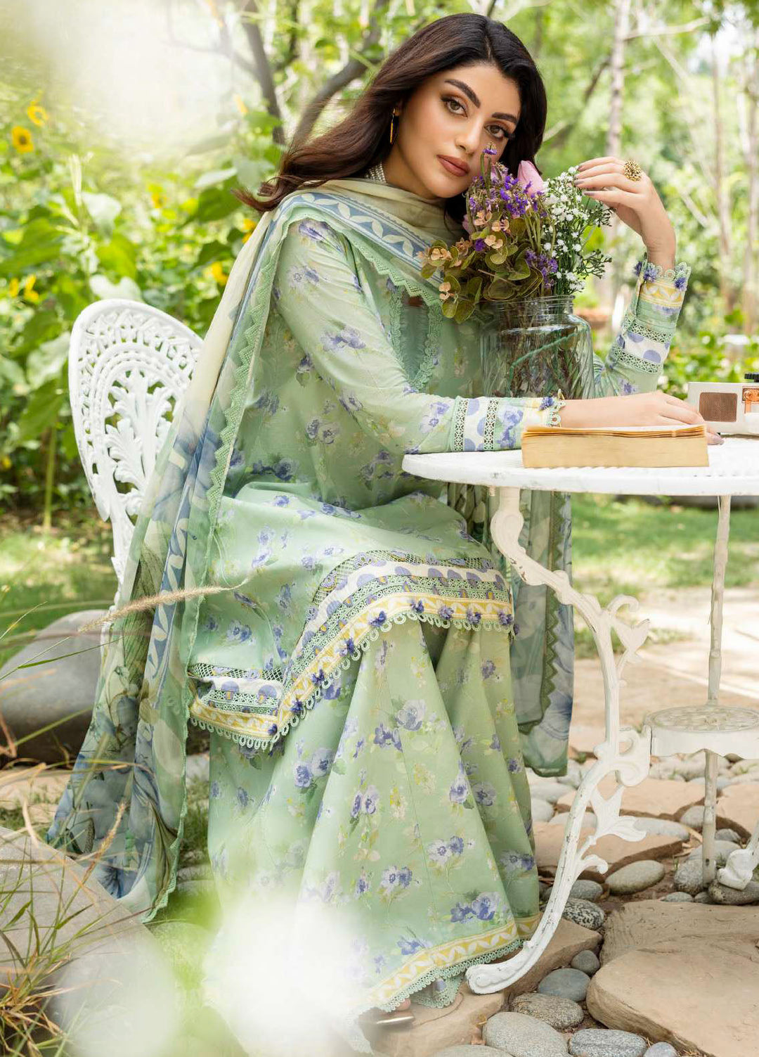 Elaf Printed Lawn Suits Unstitched 3 Piece EF25PS ECD-02B Basile - Summer Collection