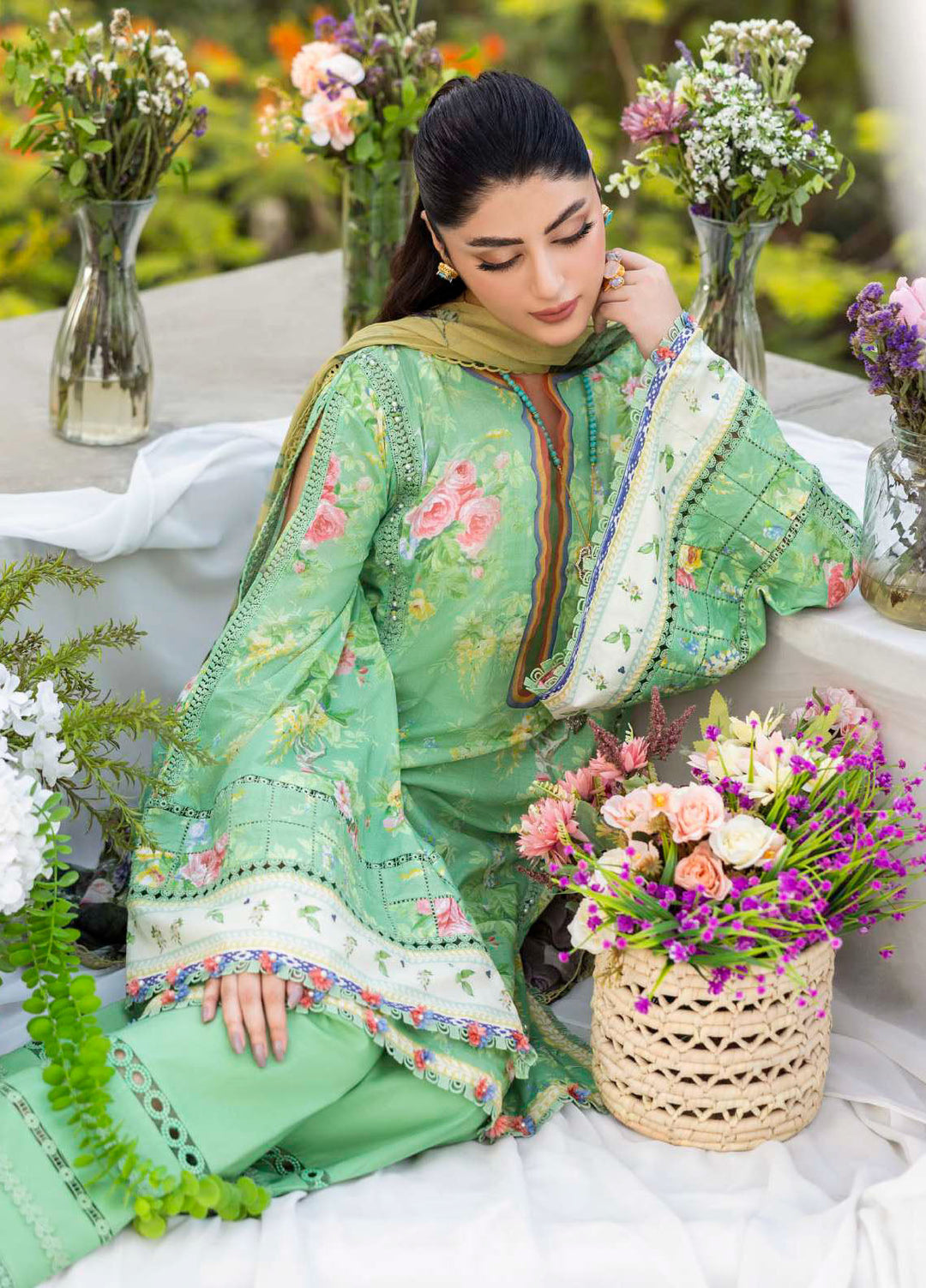 Elaf Printed Lawn Suits Unstitched 3 Piece EF25PS ECD-06B Pastelle - Summer Collection