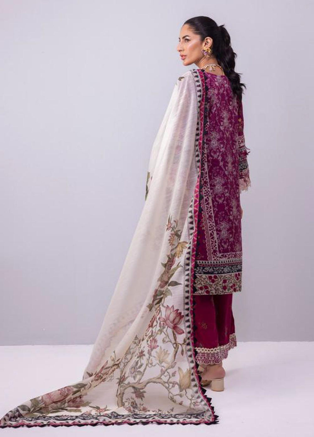 Elaf Embroidered Lawn Suits Unstitched 3 Piece EF23SL ESC-07B - Summer Collection