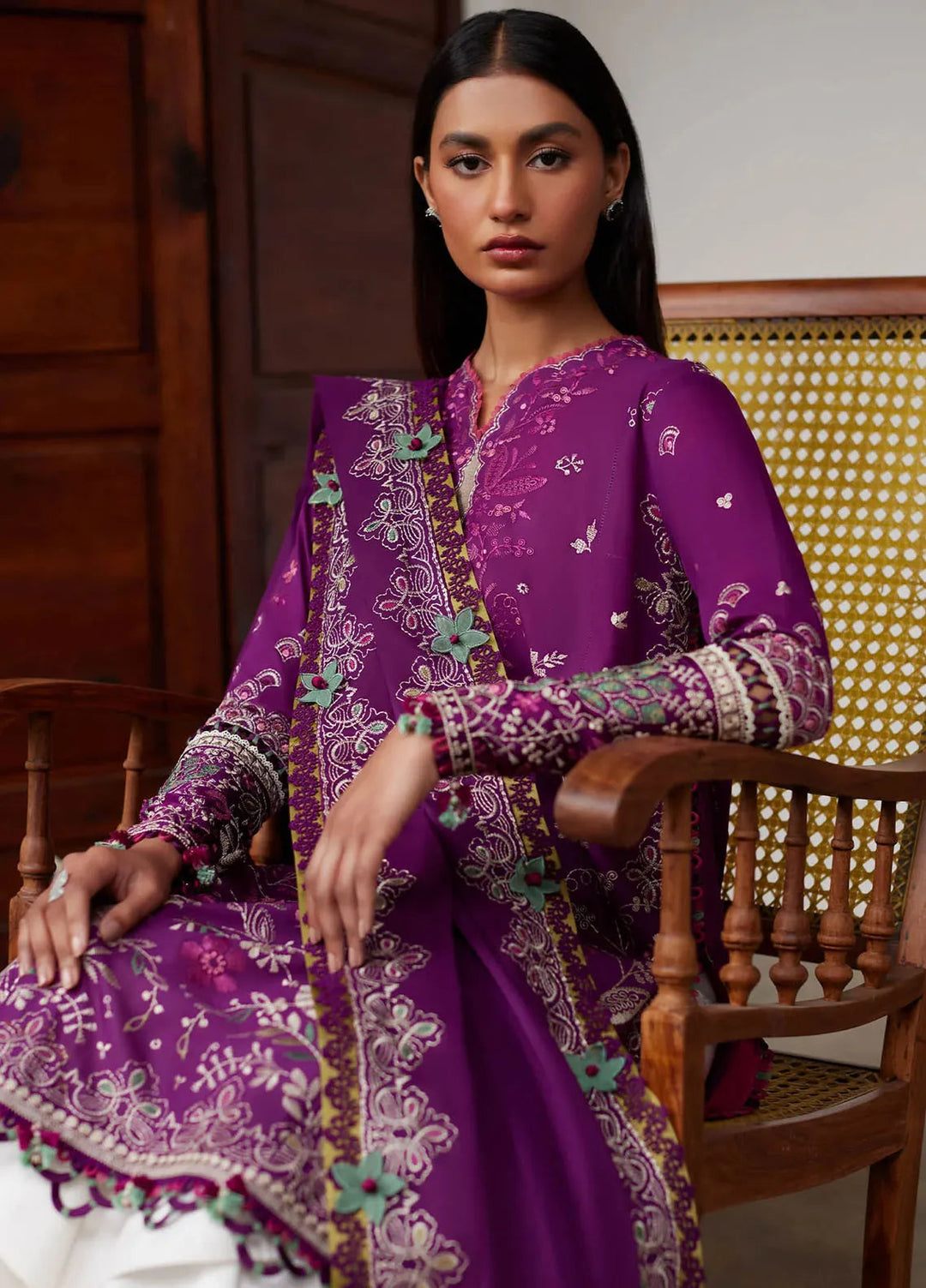 Elan Embroidered Lawn Suits Unstitched 3 Piece EL24L D-03A Qistina - Summer Collection
