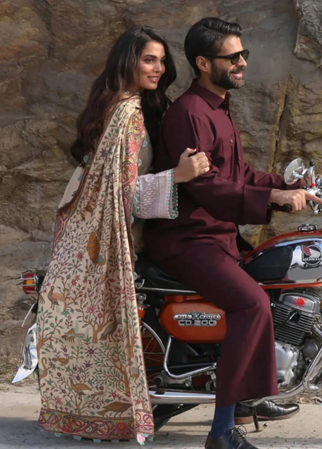 Elan Embroidered Lawn Suits Unstitched 3 Piece EL24L D-07B Sherine - Summer Collection