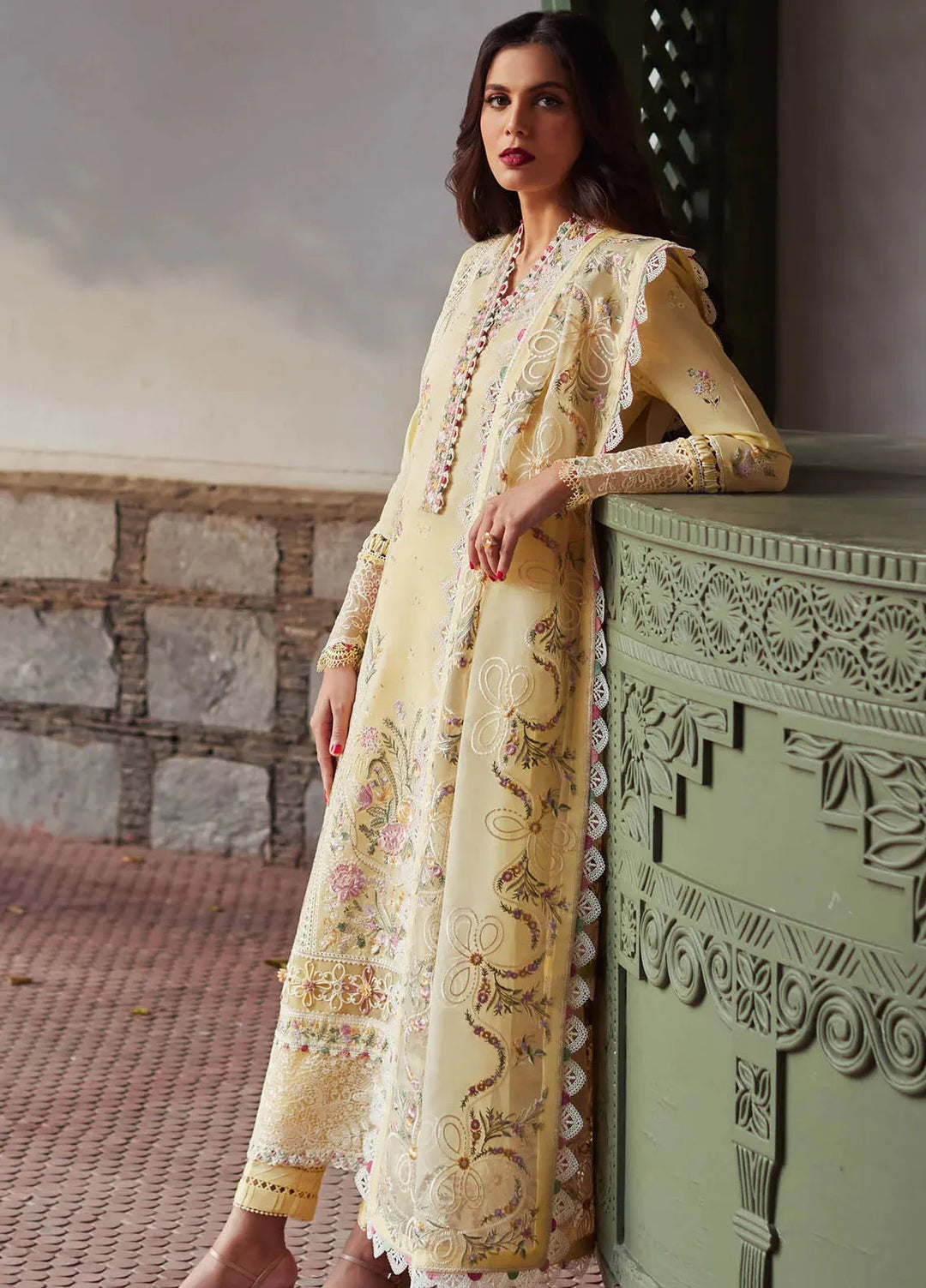Elan Embroidered Lawn Suits Unstitched 3 Piece EL24L D-08B Zenel - Summer Collection