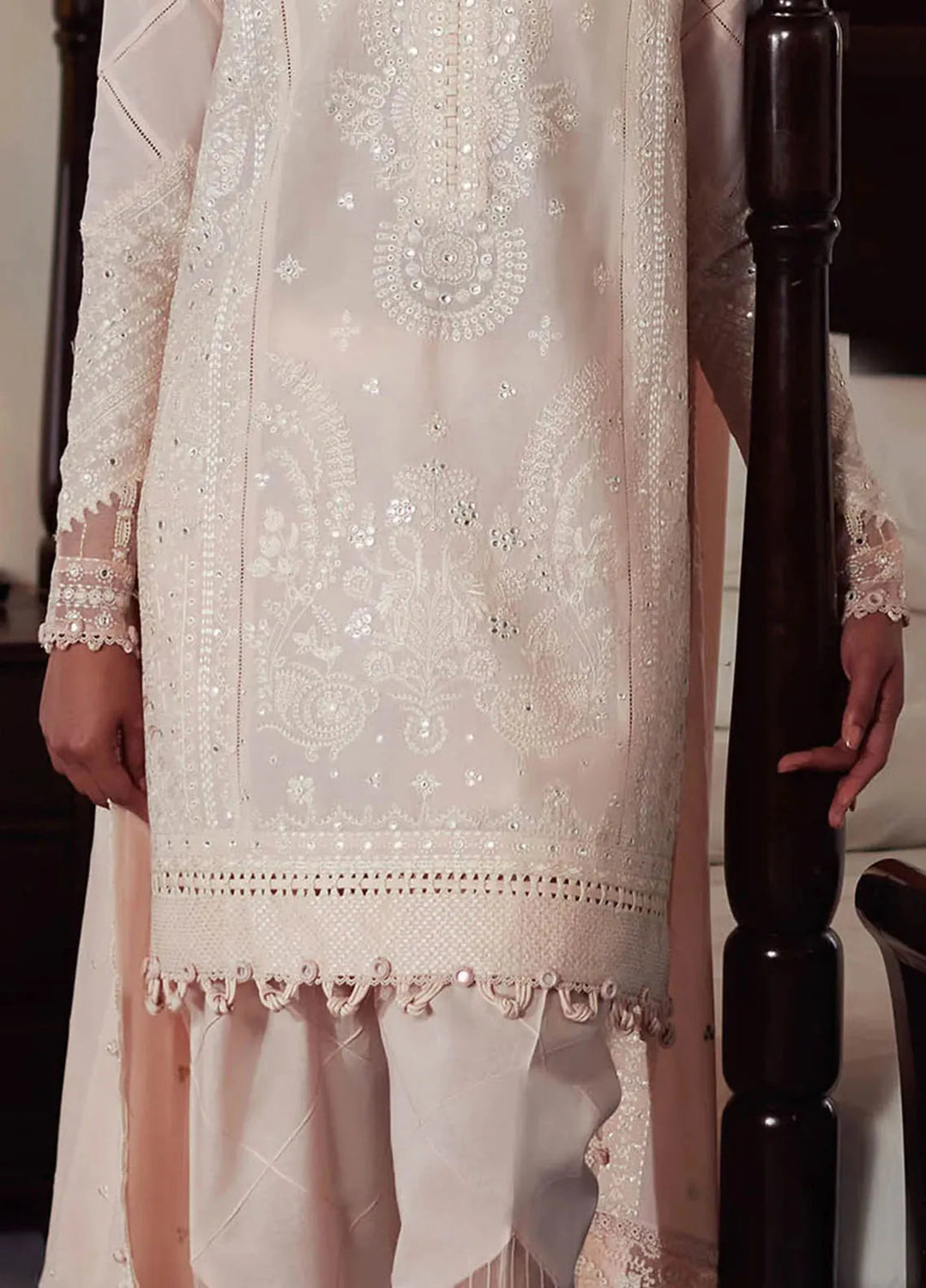 Elan Embroidered Lawn Suits Unstitched 3 Piece EL24L D-12B Zeina - Summer Collection