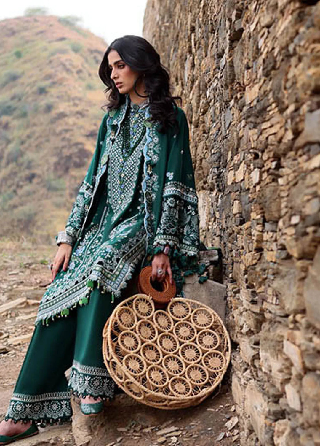 Elan Embroidered Suits Unstitched 3 Piece EL24W EW24-08 Evania - Winter Collection