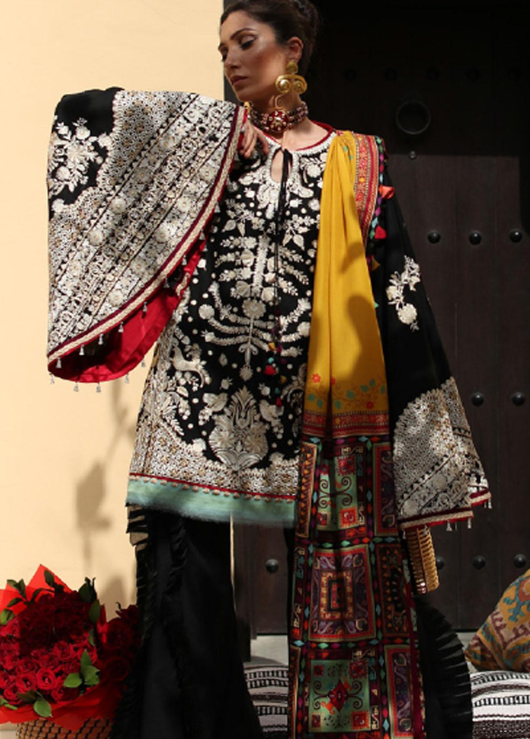 Elan Embroidered Lawn Suit Unstitched 3 Piece EL22S EL22-14B LYANNA - Summer Collection