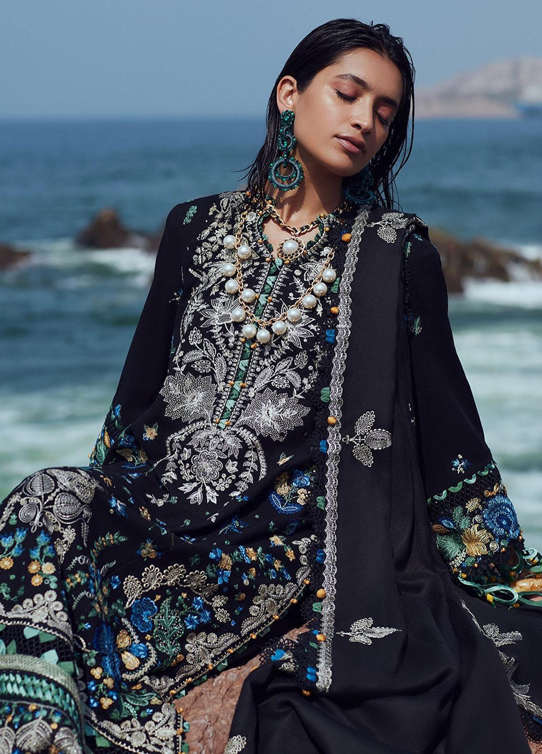 Elan Embroidered Khaddar Suits Unstitched 3 Piece EL23UW EW23-09 Ayanna - Winter Collection