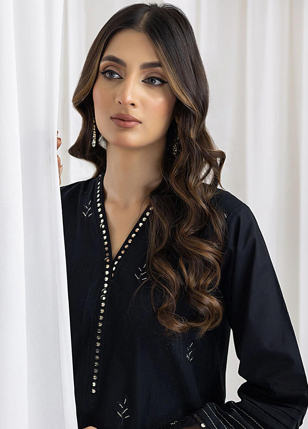 Lakhany Pret Embroidered Cambric Kurti LSM23E LG-EA-0473