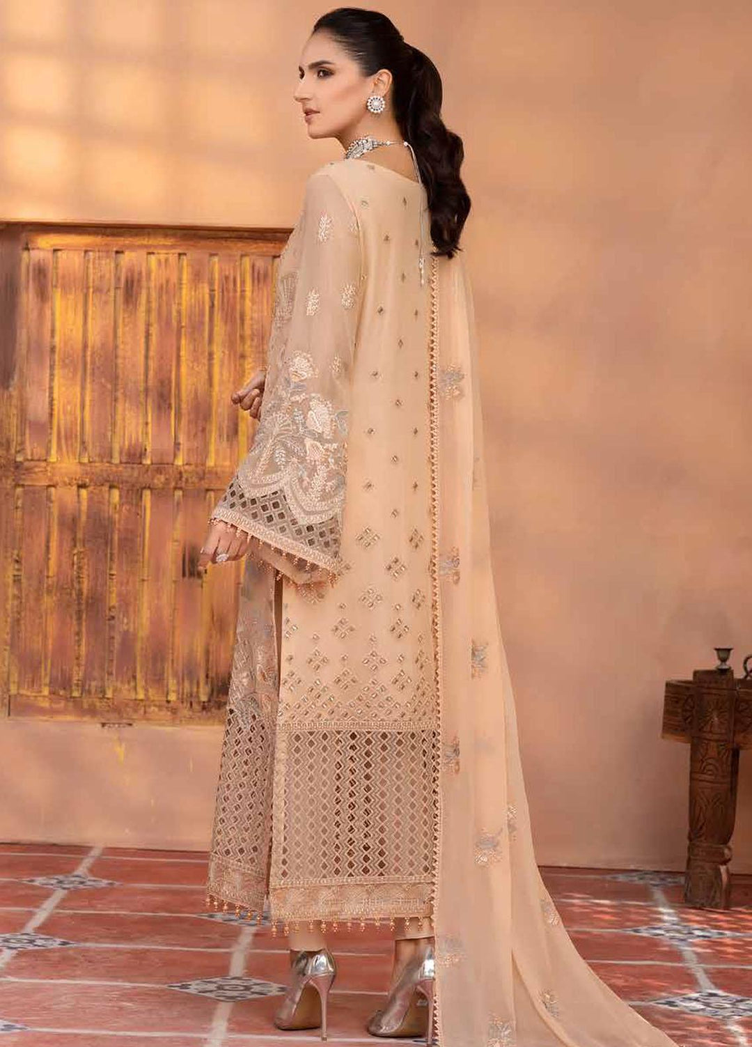 Elnaz By Flossie Embroidered Chiffon Suits Unstitched 3 Piece FS23EZ E-103 Belluni - Festive Collection