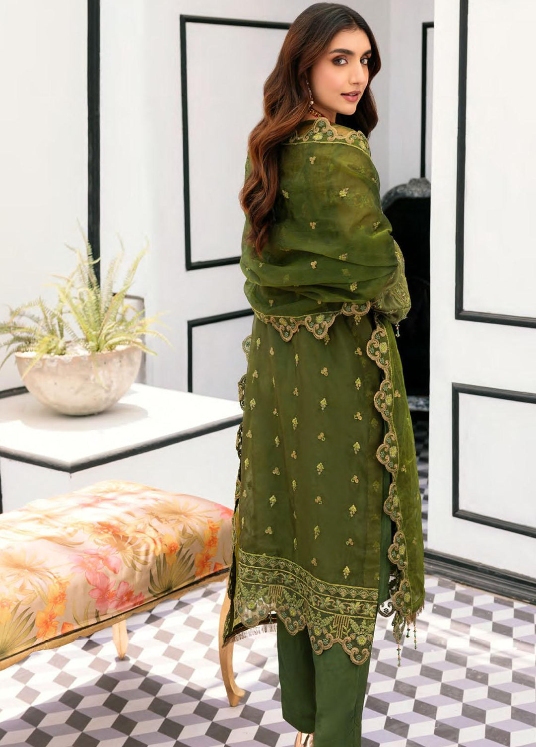 Le Festa By Emaan Adeel Embroidered Organza Suits Unstitched 3 Piece EA22-LF6 LF-607 - Premium Collection