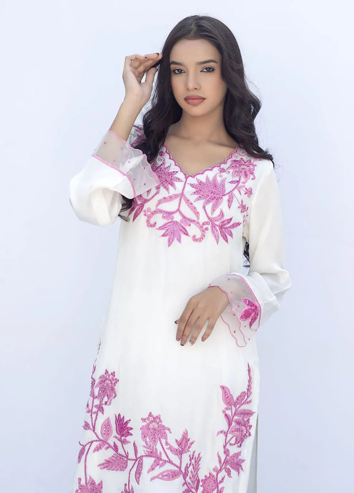 Eman Butt Pret Embriodered shamose silk 3 Piece Suit Elira