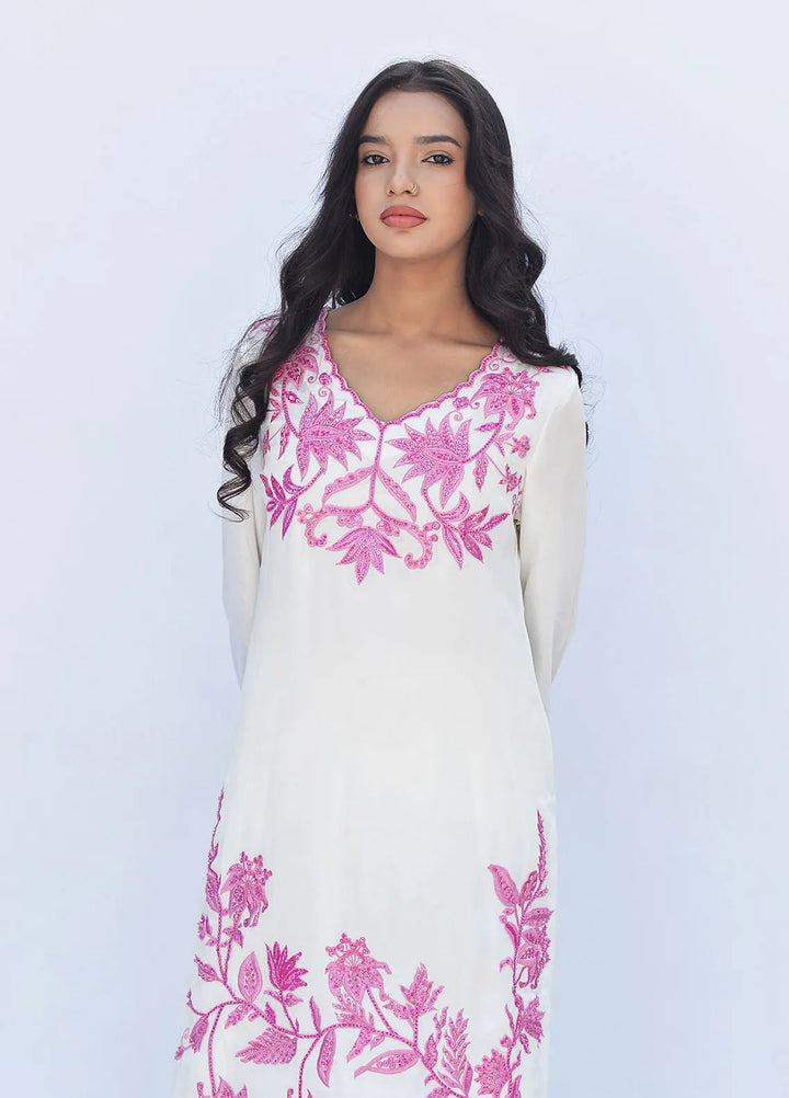 Eman Butt Pret Embriodered shamose silk 3 Piece Suit Elira