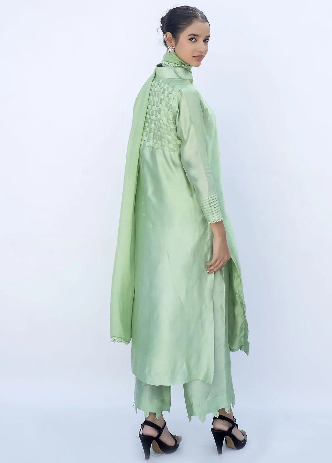 Eman Butt Pret Embriodered sheesha silk 3 Piece Suit Nyra