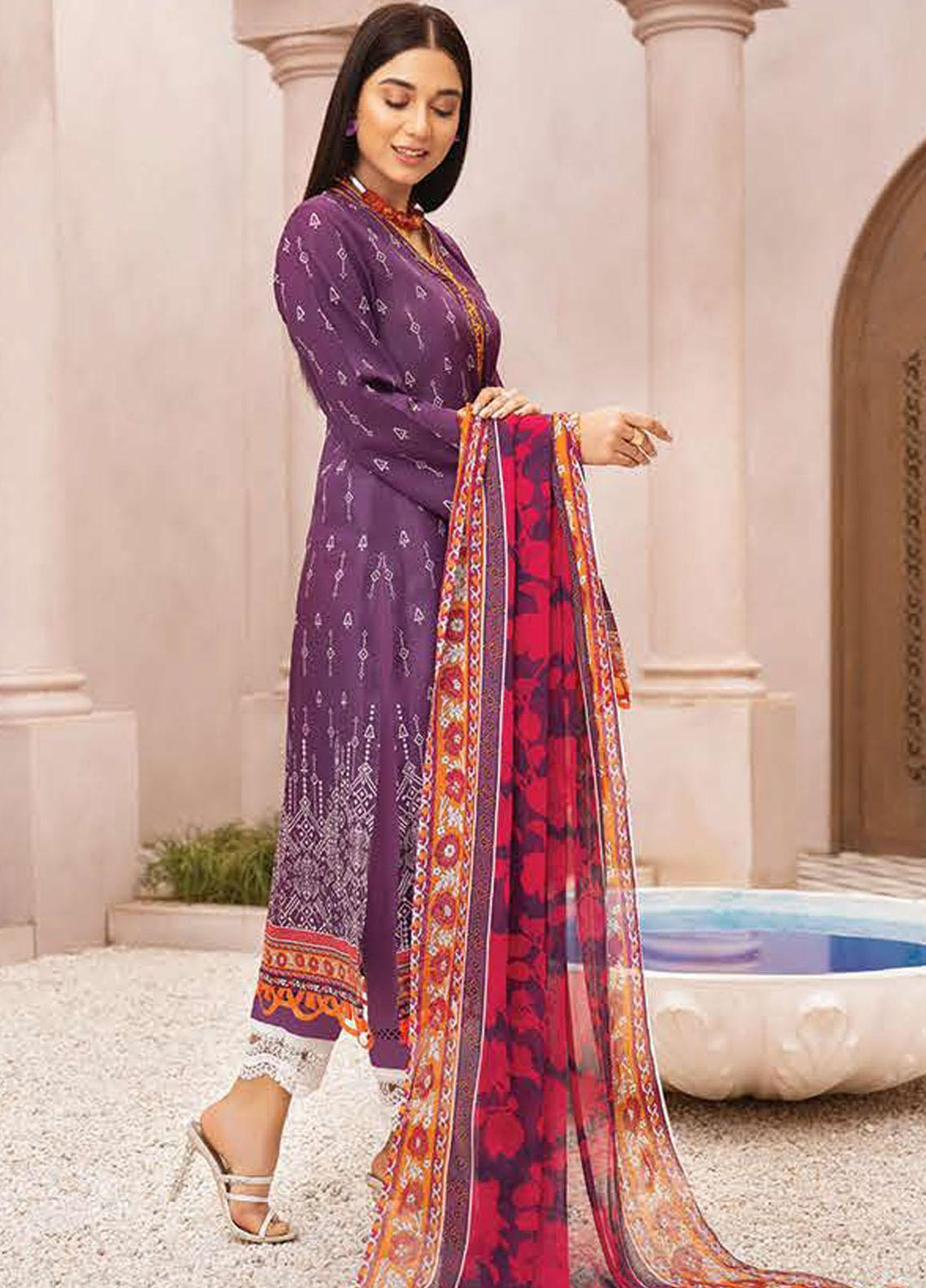 Emrose by LALA Textiles Digital Printed Lawn Suits Unstitched 3 Piece LT22EM CHLOE LA-0034 - Summer Collection