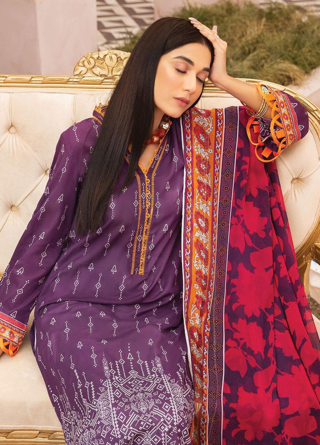 Emrose by LALA Textiles Digital Printed Lawn Suits Unstitched 3 Piece LT22EM CHLOE LA-0034 - Summer Collection