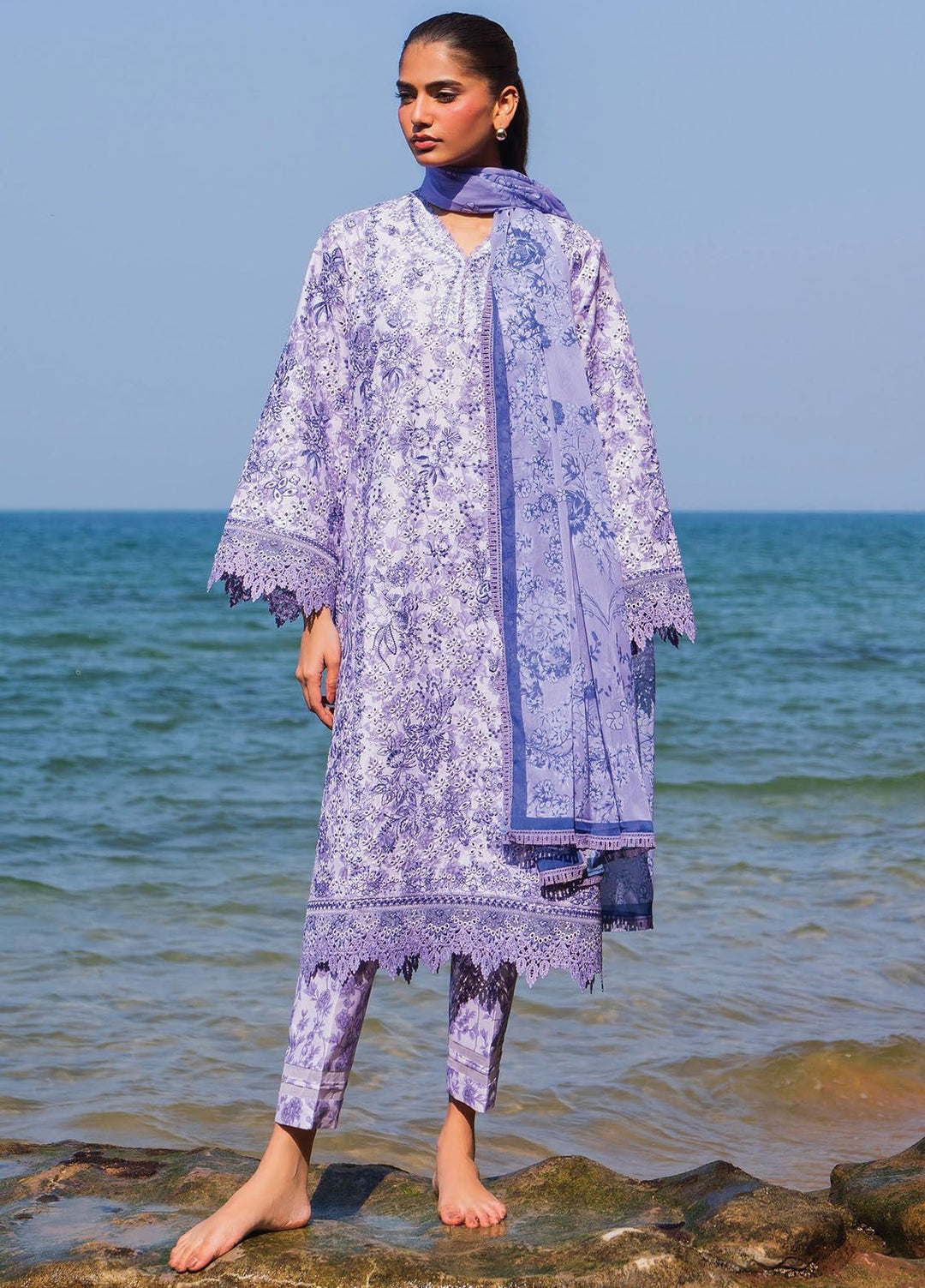 Endless by Afrozeh Embroidered Lawn Suits Unstitched 3 Piece AF25ES D-06 Verve - Summer Collection