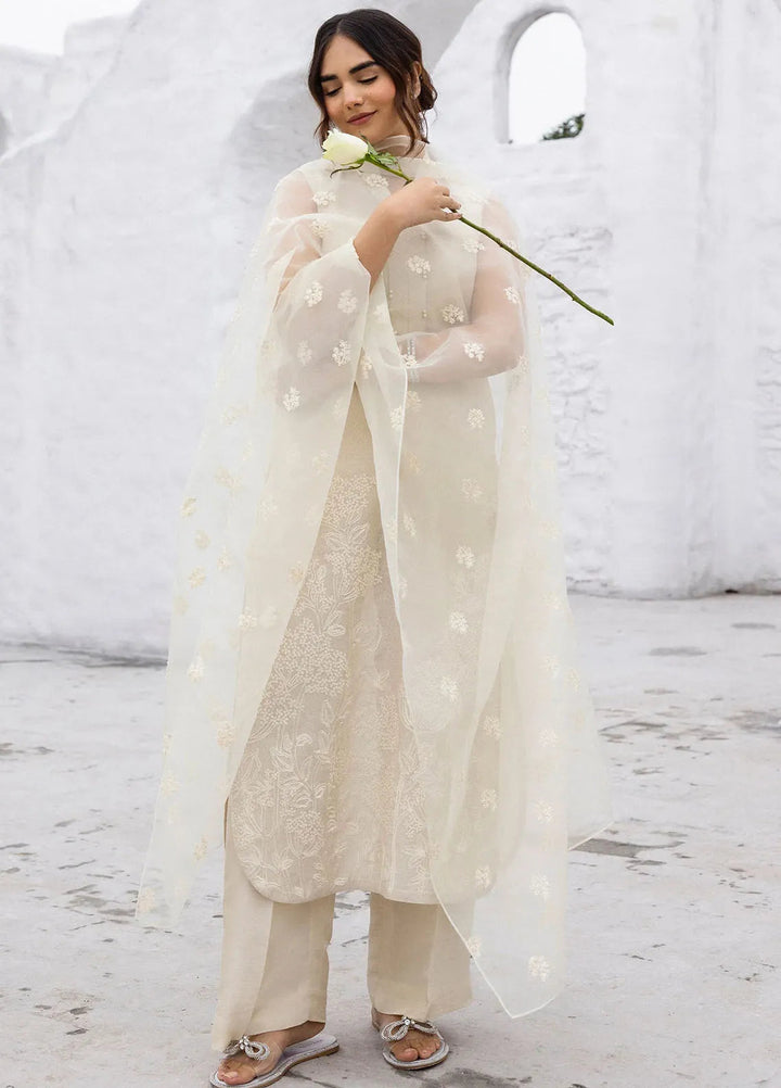 Erum Khan Pret Embroidered Cotton Karandi 3 Piece Suit Layali
