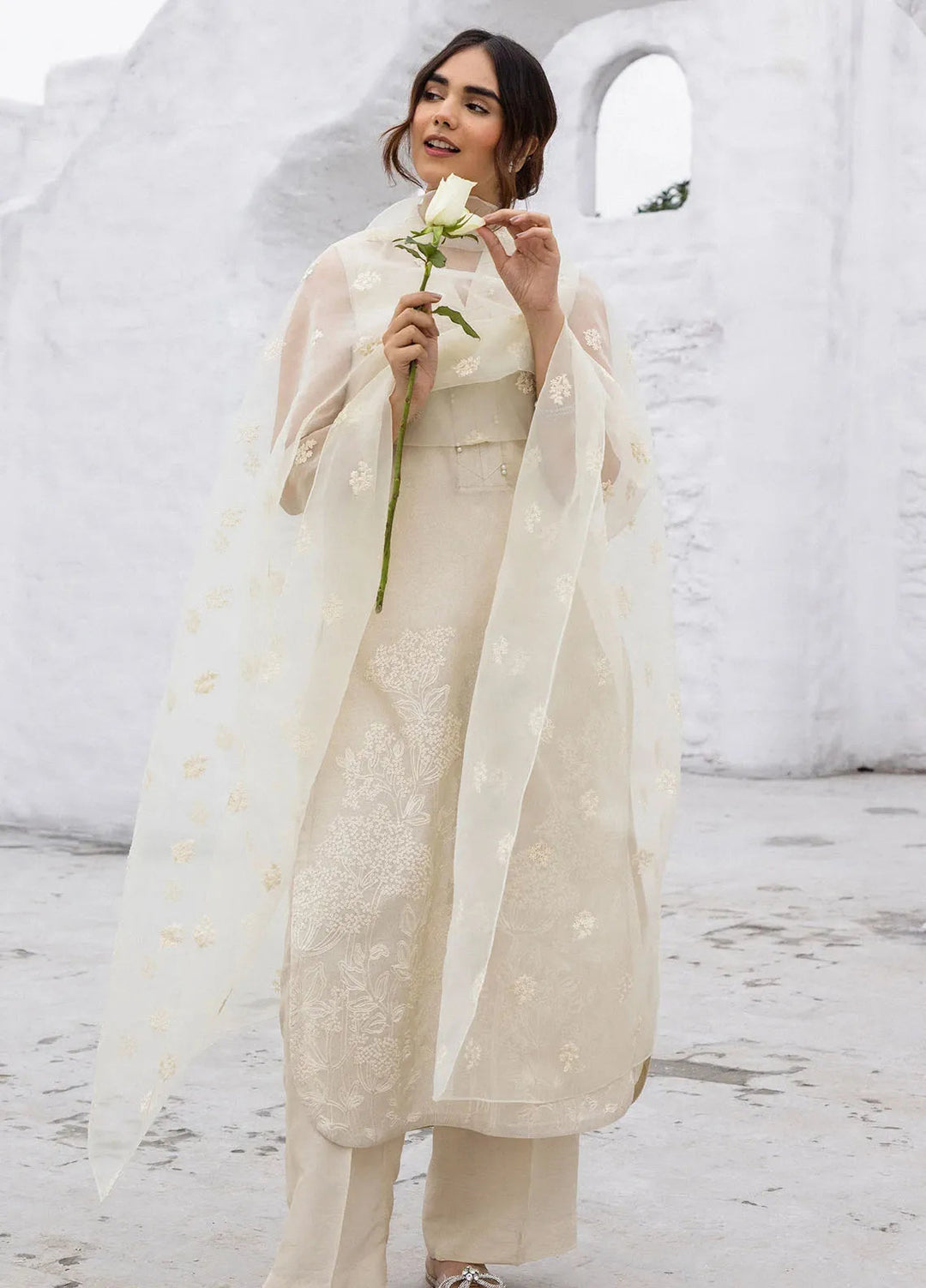 Erum Khan Pret Embroidered Cotton Karandi 3 Piece Suit Layali