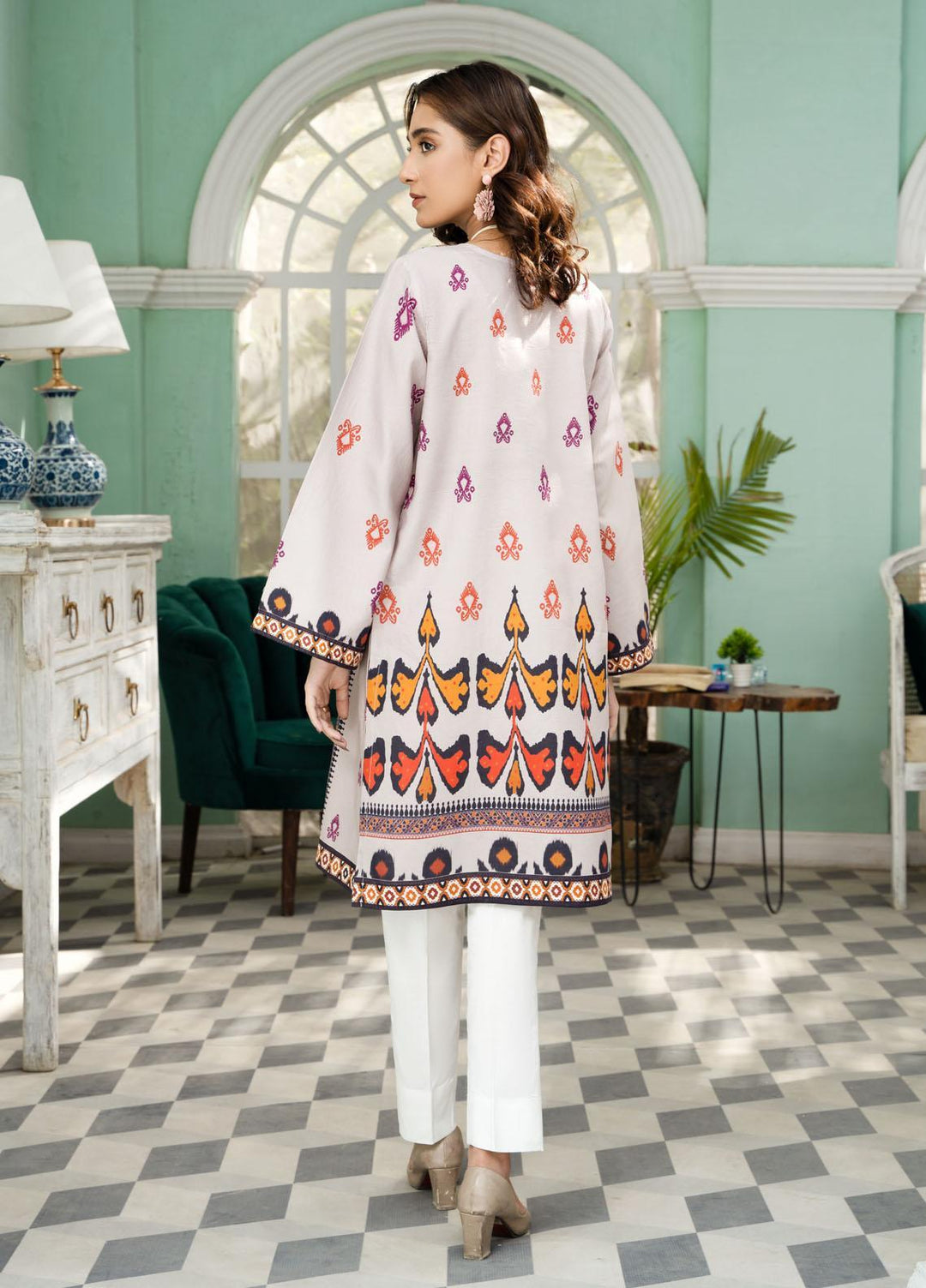 Esra Fashion Casual Pret Printed Lawn Kurtis ET-22-24
