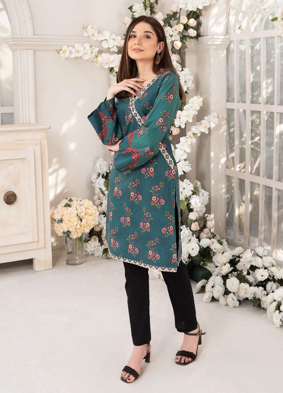 Esra Fashion Casual Pret  Lawn Shirt D-09 Green