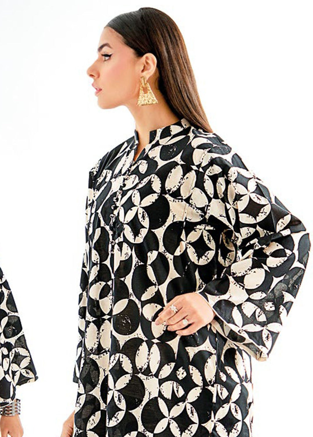 Essential By Gul Ahmed Printed Lawn Suits Unstitched 2 Piece GA24E TL-42007 - Summer Collection