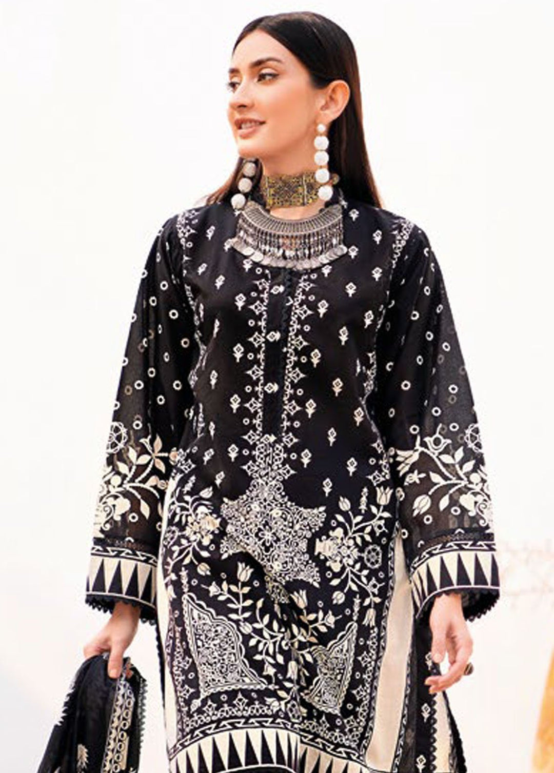 Essential By Gul Ahmed Printed Lawn Suits Unstitched 3 Piece GA24E B-42013 - Summer Collection