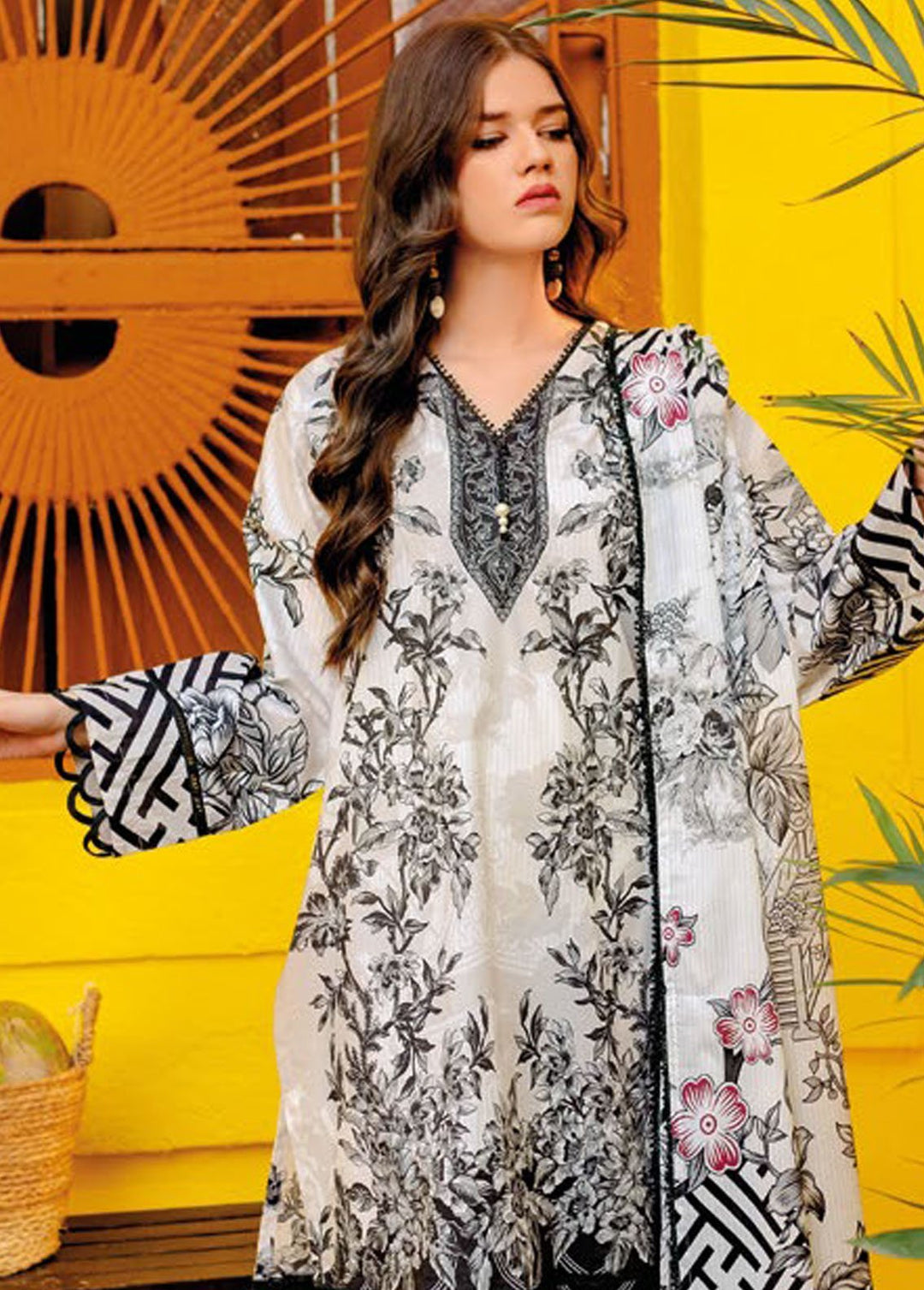 Essential By Gul Ahmed Printed Lawn Suits Unstitched 3 Piece GA24E CL-42021B - Summer Collection