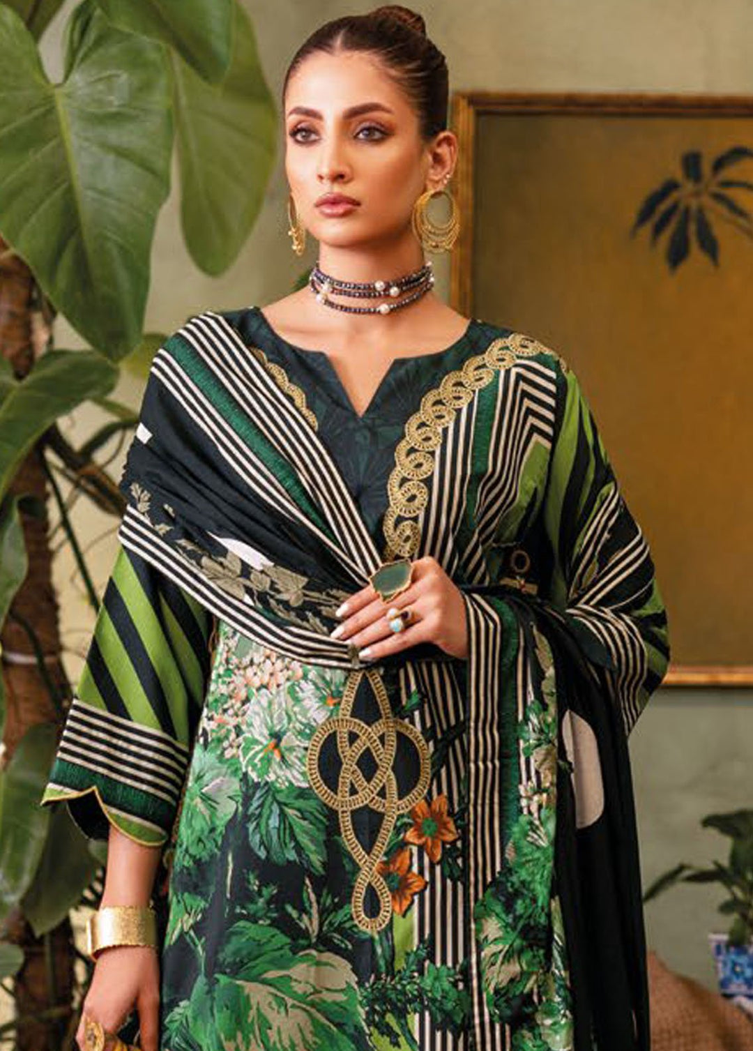 Essential By Gul Ahmed Printed Lawn Suits Unstitched 3 Piece GA24E CL-42025 - Summer Collection