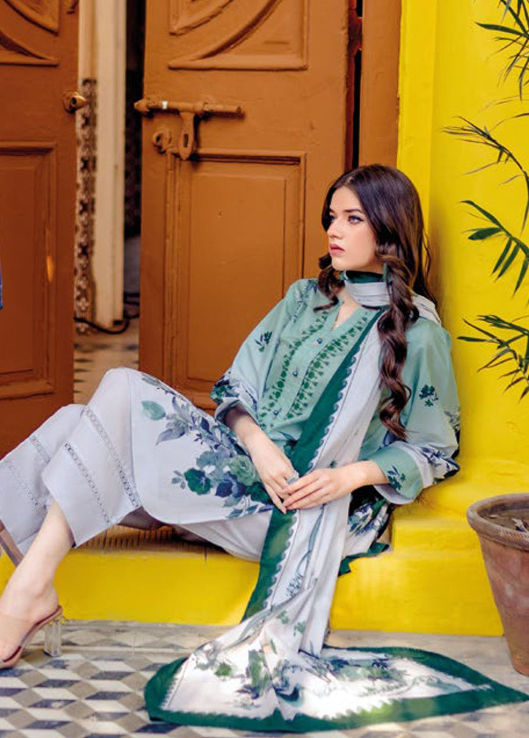 Essential By Gul Ahmed Printed Lawn Suits Unstitched 3 Piece GA24E CL-42026B - Summer Collection