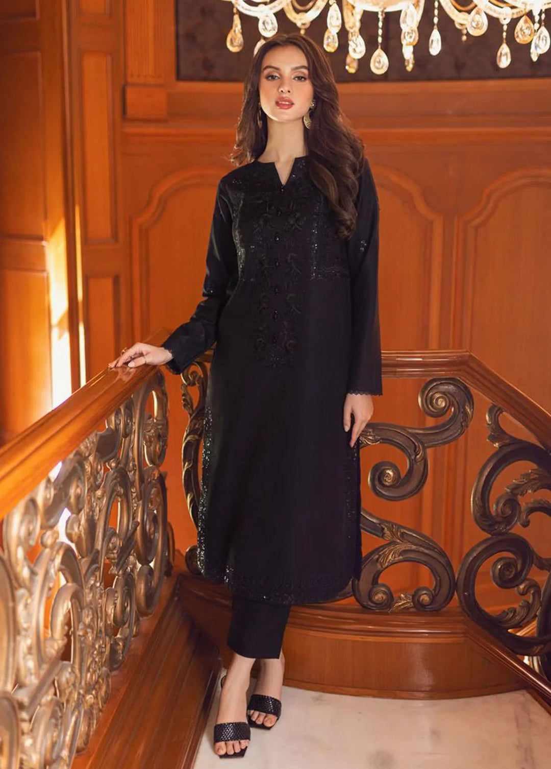 Essential Cambric By Asim Jofa Embroidered Cambric Kurti Unstitched AJ23E AJP-05 - Summer Collection
