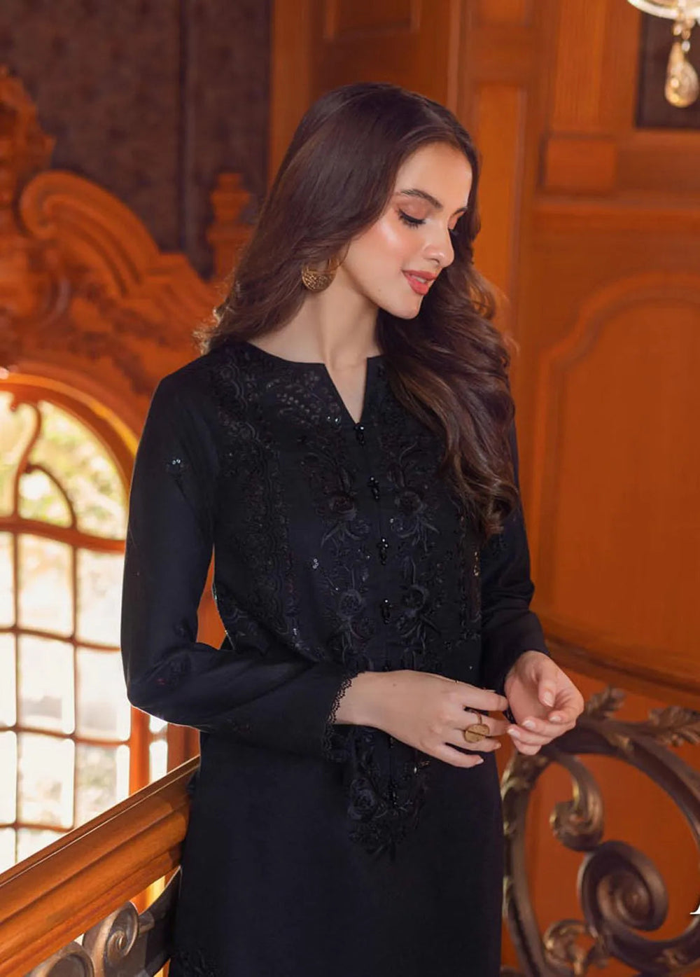 Essential Cambric By Asim Jofa Embroidered Cambric Kurti Unstitched AJ23E AJP-05 - Summer Collection