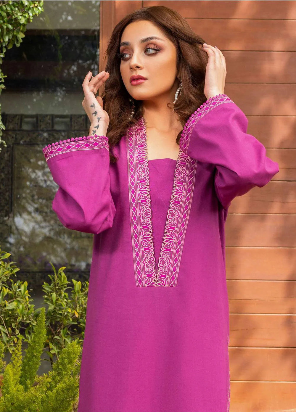Essentials By Asim Jofa Embroidered Cambric Unstitched Suit 2 Piece AJ23ES AJPE-31 - Eid Collection