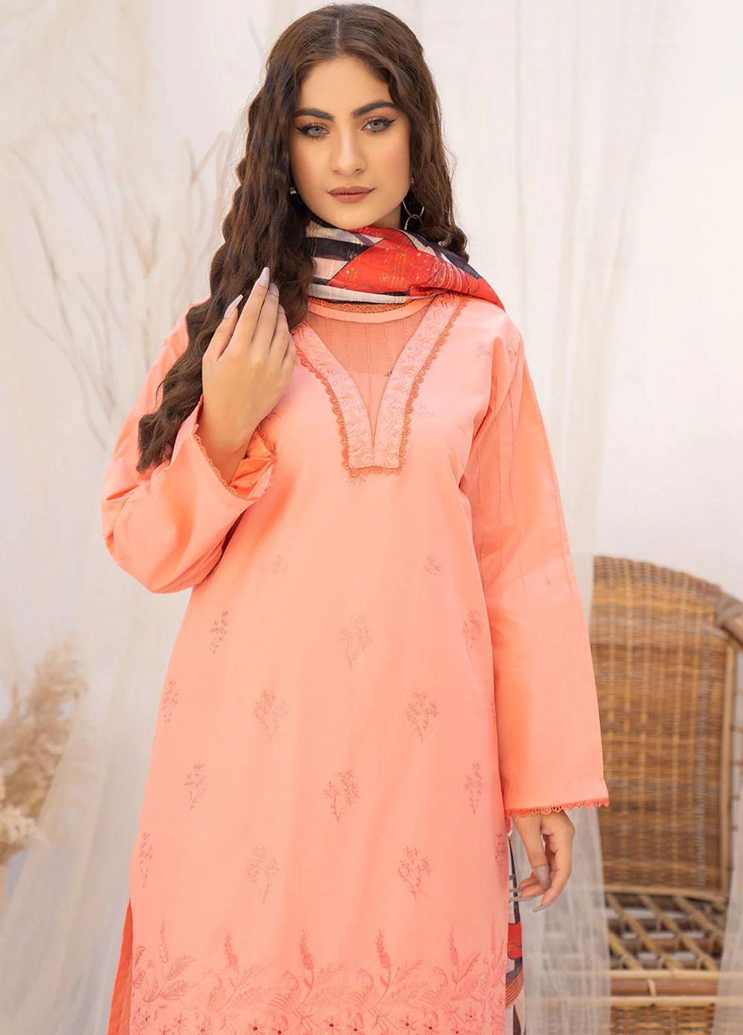 Etsy By Safwa Embroidered Lawn Suits Unstitched 3 Piece SW23E SEC-65 - Summer Collection