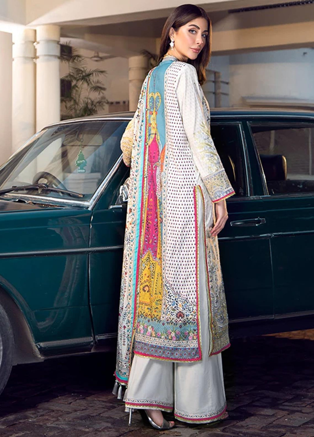 Fahad Hussayn Embroidered Lawn Suits Unstitched 3 Piece FH21SE D-04 - Luxury Collection