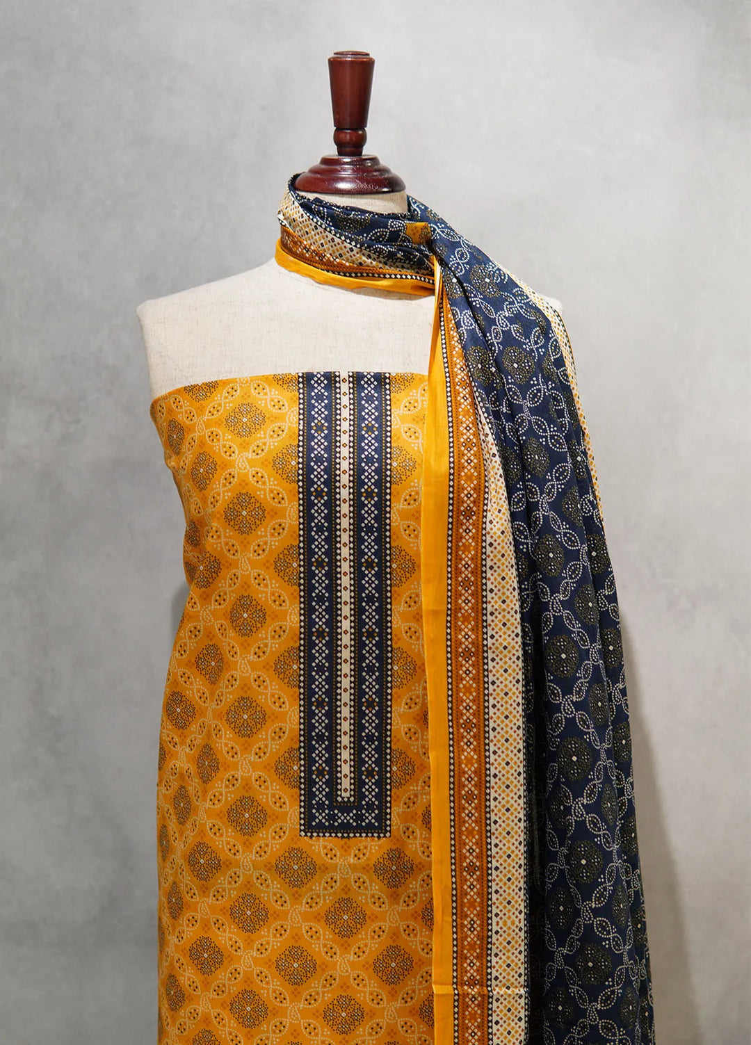Farah n Faria By Bin Saeed Printed Lawn Suit Unstitched 3 Piece BS24F D-16A - Summer Collection