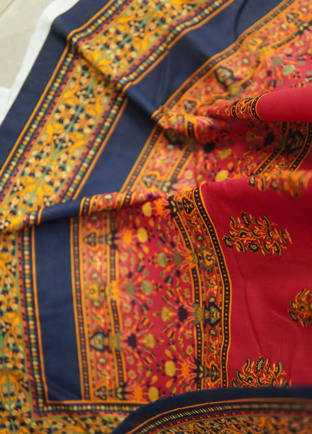 Farah n Faria By Bin Saeed Printed Lawn Suit Unstitched 3 Piece BS24F D-17B - Summer Collection